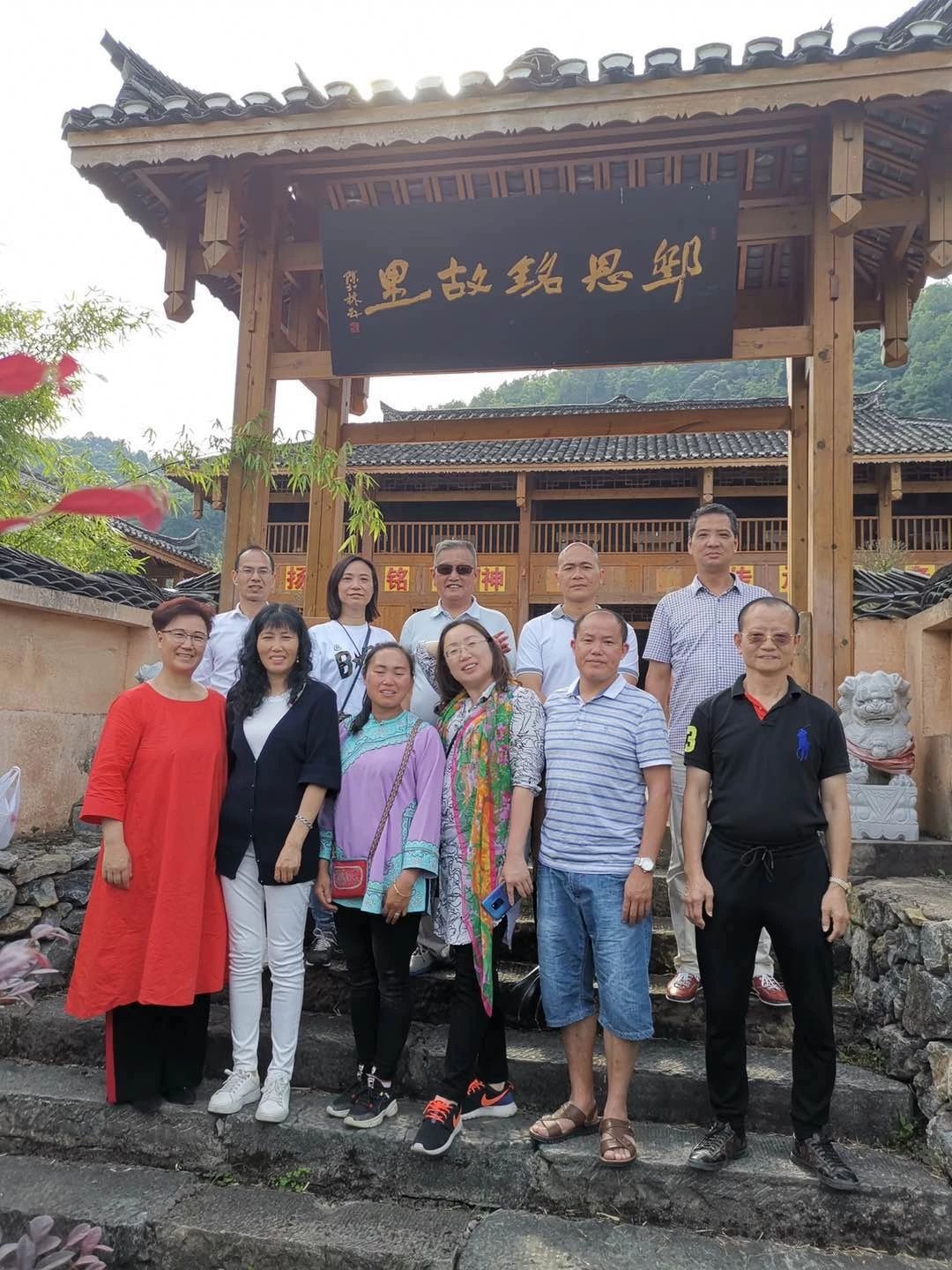 董事長唐樹松 尋紅色記憶，憶鄧恩銘波瀾一生