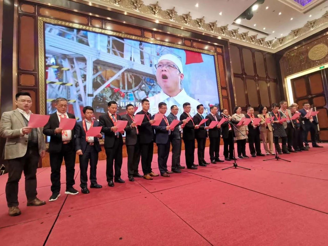 董事長(zhǎng)唐樹(shù)松參加廣東民營(yíng)企業(yè)商會(huì)2019年會(huì)