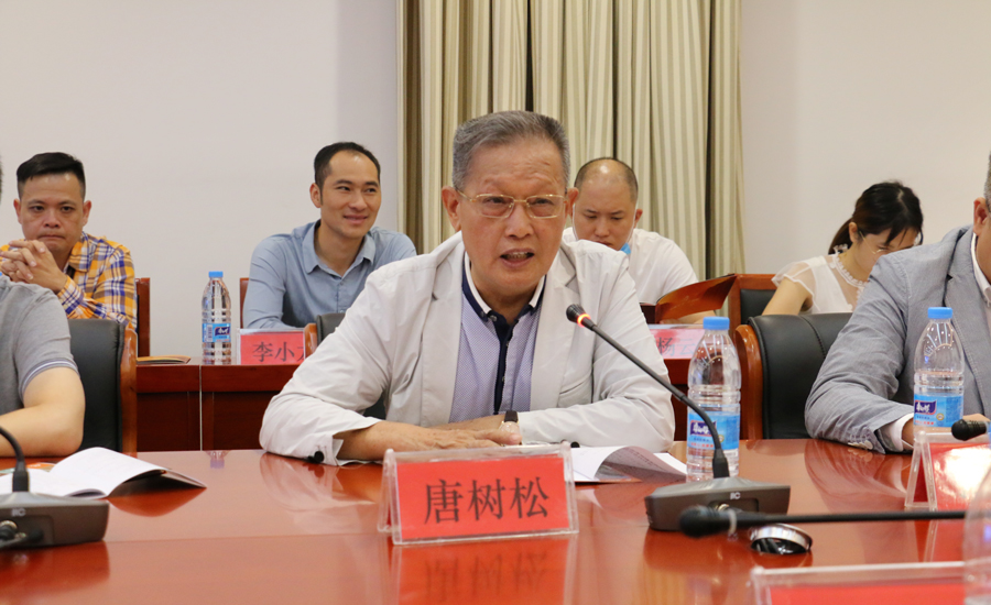 省酒協(xié)會長、賽思達(dá)董事長唐樹松先生赴貴州考察對接?xùn)|西部扶貧協(xié)作工作